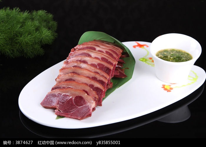 帶皮驢肉